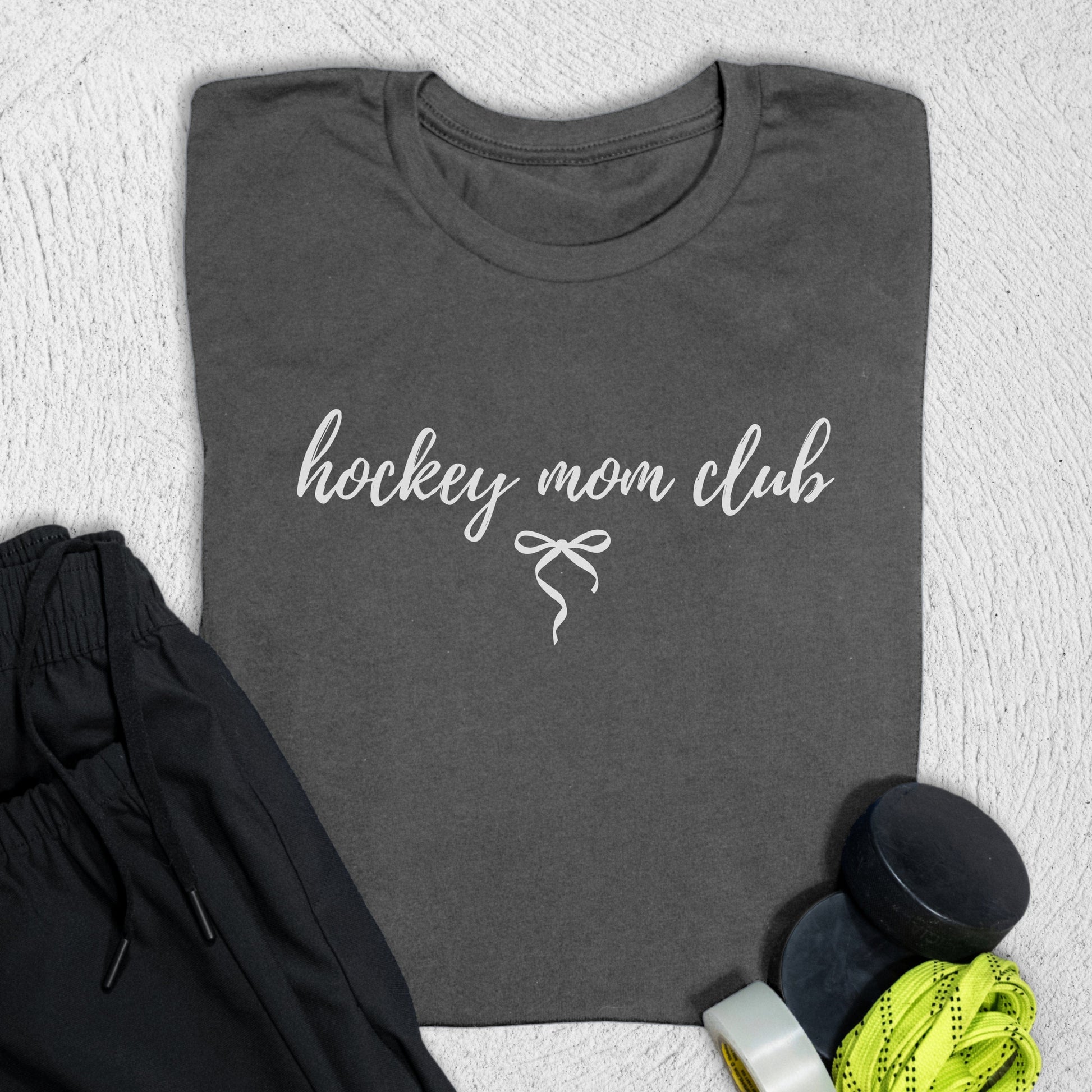 Hockey Mom Club T-Shirt Asphalt / S T-Shirt