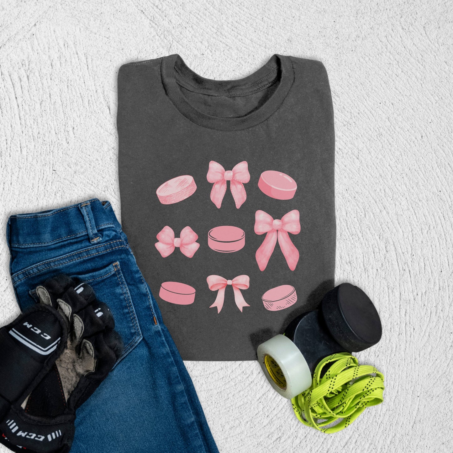 Youth Coquette Pucks T-Shirt Asphalt / S T-Shirt